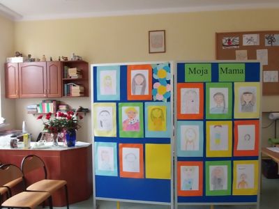 KLASA VI A DZIĘKUJE SWOIM RODZICOM