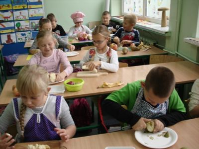 OWOCOWA LEKCJA W KLASIE II B
