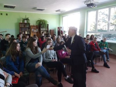  informacje zostały zamieszczone na stronie www  --  Pozdrowienia, Biuro Obsługi Klientów CreateVision.pl e-mail: info@createvision.pl www.createvision.pl www.mojaszkola.net www.tosekup.pl
