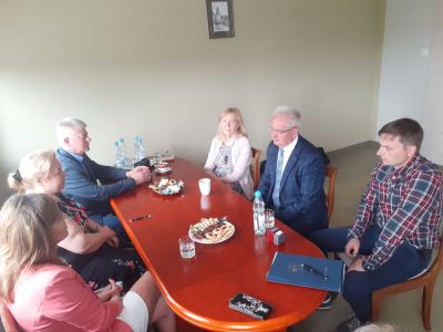 Budowa drogi do terenów inwestycyjnych w obrębie miejscowości Kikorze