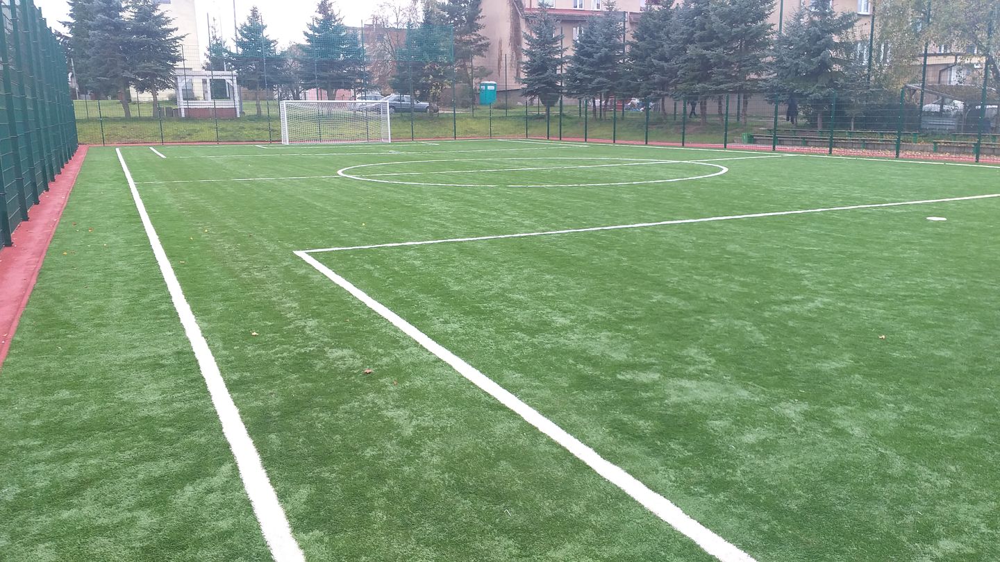 mt_gallery:Przebudowa boisk sportowych przy Szkole Podstawowej im. Bronisława Malinowskiego w Osinie